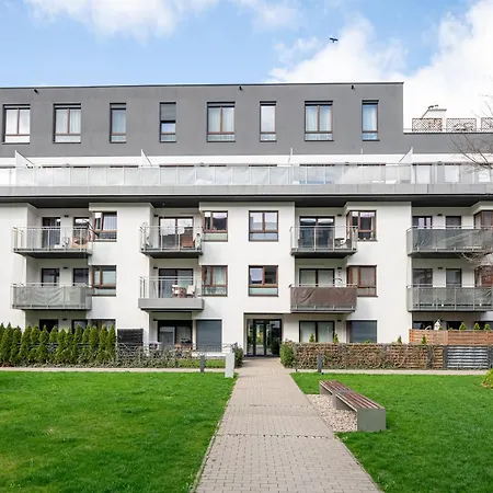 Royal Wilanow Apartment With Garden Warsaw Exterior photo